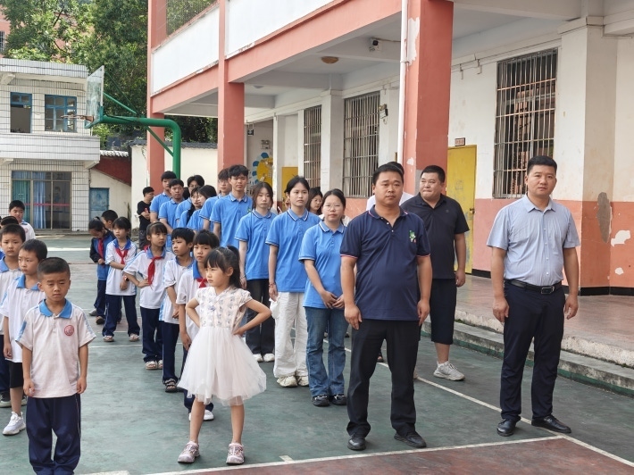 匠心社区蒲公英志愿服务实践队1.png