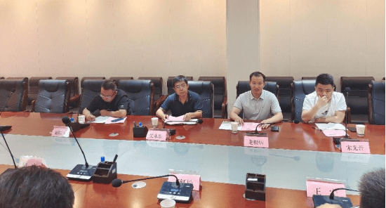 通讯:教育部教育信息化专业委员会王红松专家一行来我院调研指导工作423.png